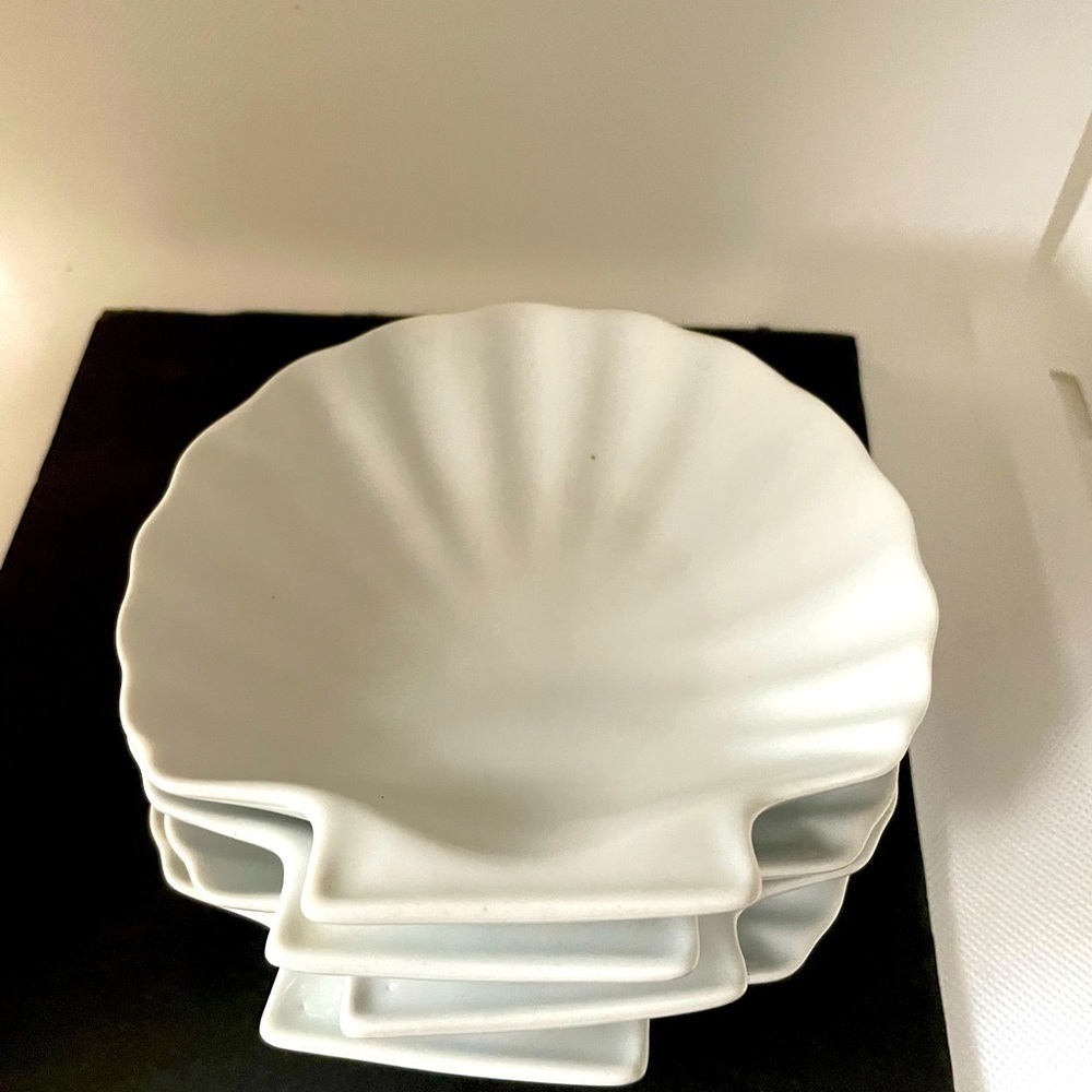 LOVELY White Shell Small Plates Set of Four - Used - 4.5 Inches